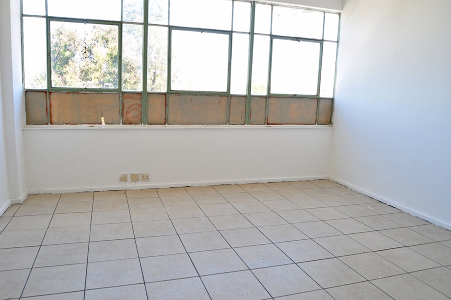 To Let commercial Property for Rent in Maitland Western Cape